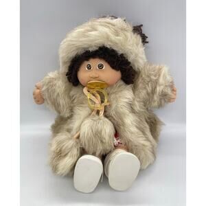 Vintage 1982 Cabbage Patch Kids Doll by Coleco w/ Auth Cabbage Patch Clothes
